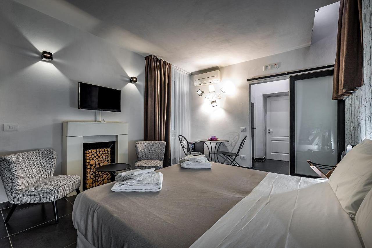 Residenza D'Epoca Al Numero 8 ฟลอเรนซ์ ภายนอก รูปภาพ