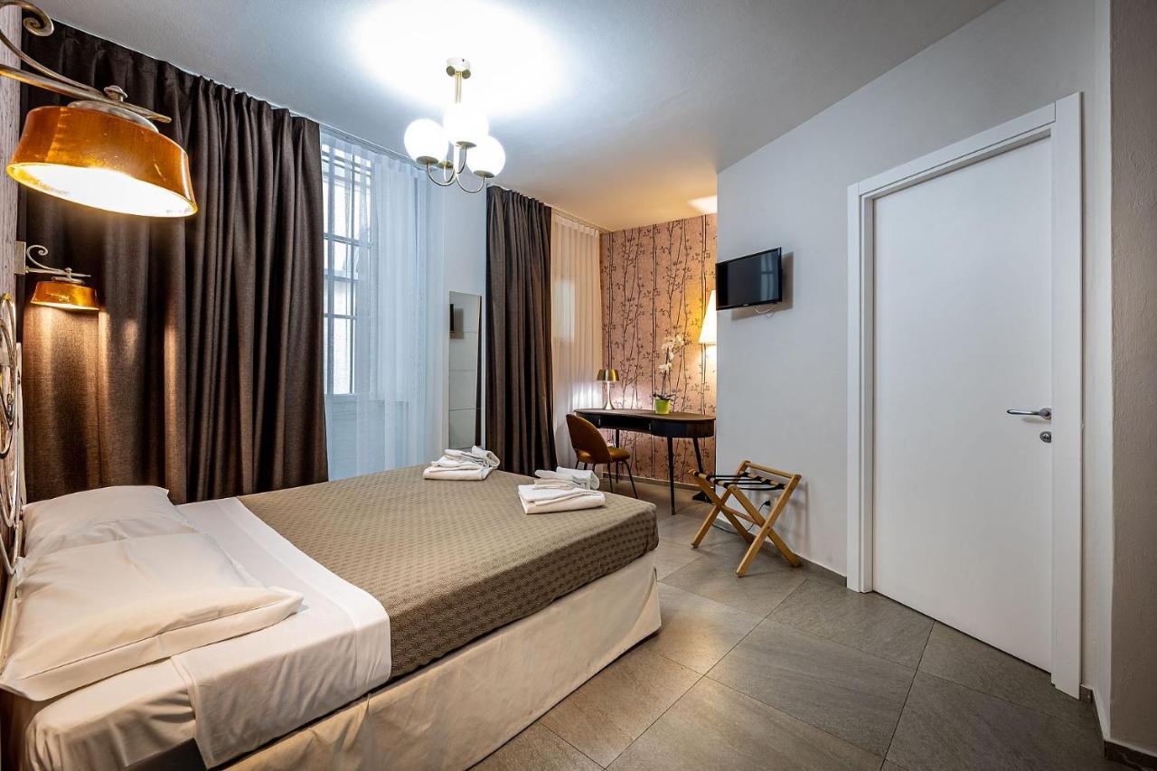 Residenza D'Epoca Al Numero 8 ฟลอเรนซ์ ภายนอก รูปภาพ