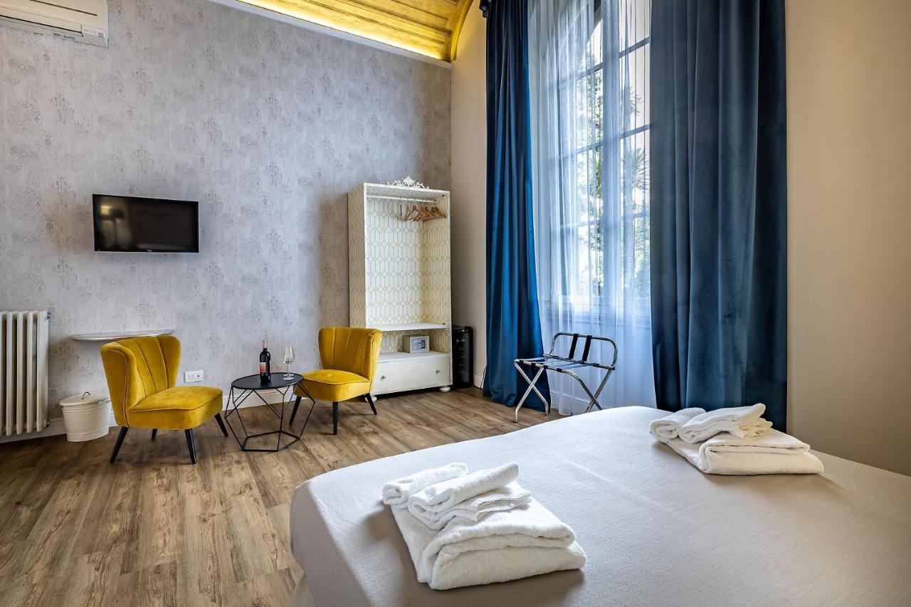 Residenza D'Epoca Al Numero 8 ฟลอเรนซ์ ภายนอก รูปภาพ