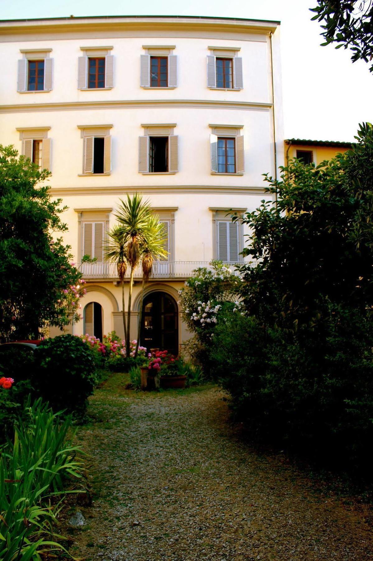 Residenza D'Epoca Al Numero 8 ฟลอเรนซ์ ภายนอก รูปภาพ