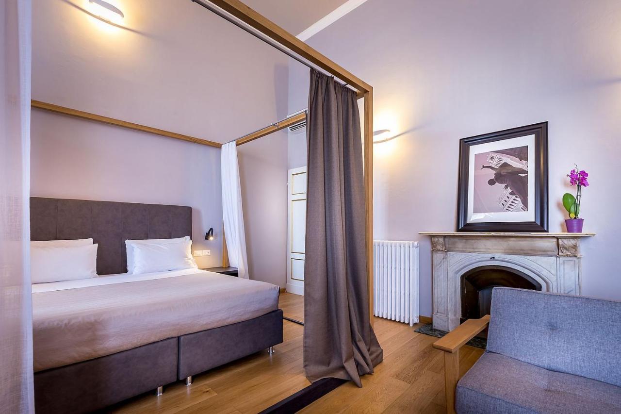 Residenza D'Epoca Al Numero 8 ฟลอเรนซ์ ภายนอก รูปภาพ