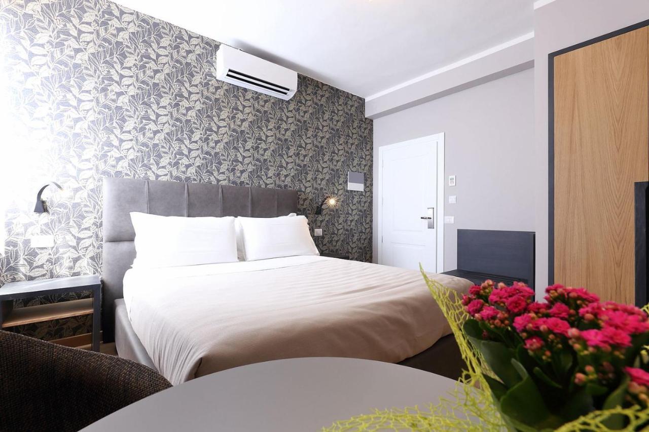 Residenza D'Epoca Al Numero 8 ฟลอเรนซ์ ภายนอก รูปภาพ